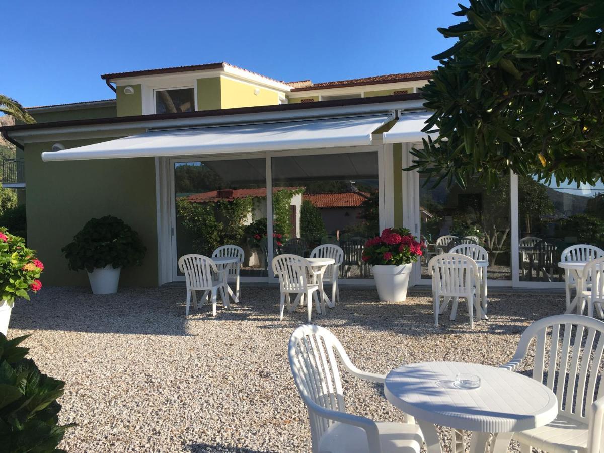 Hotel Barbarossa Porto Azzurro Eksteriør billede