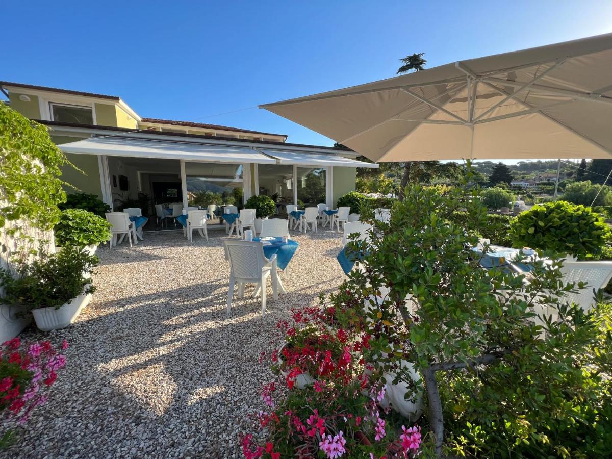 Hotel Barbarossa Porto Azzurro Eksteriør billede