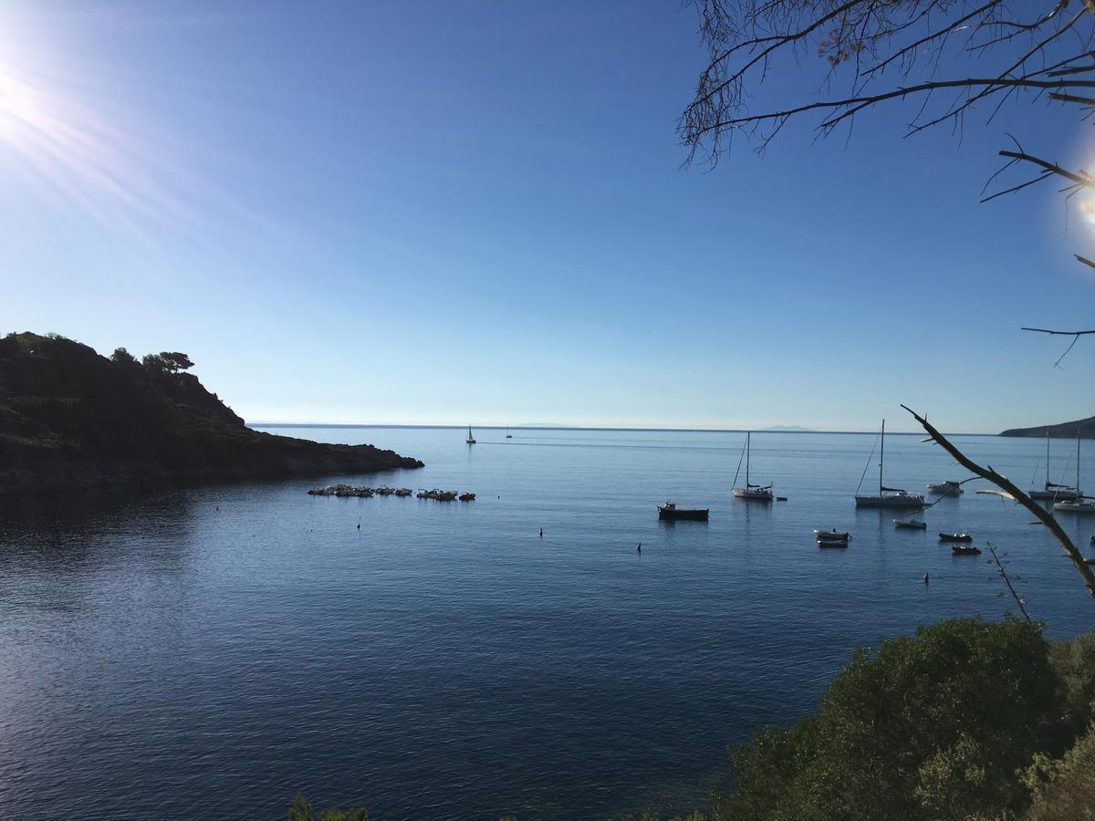 Hotel Barbarossa Porto Azzurro Eksteriør billede