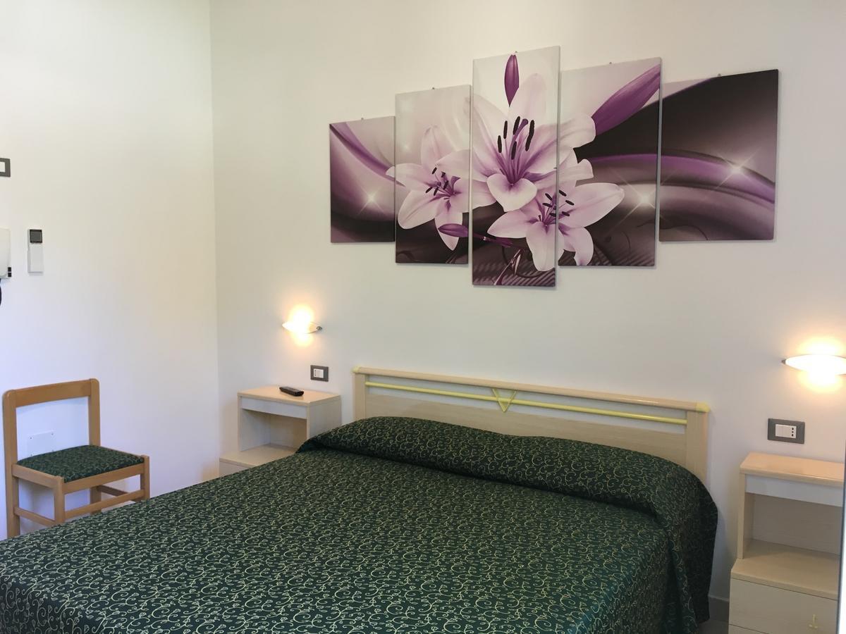 Hotel Barbarossa Porto Azzurro Eksteriør billede