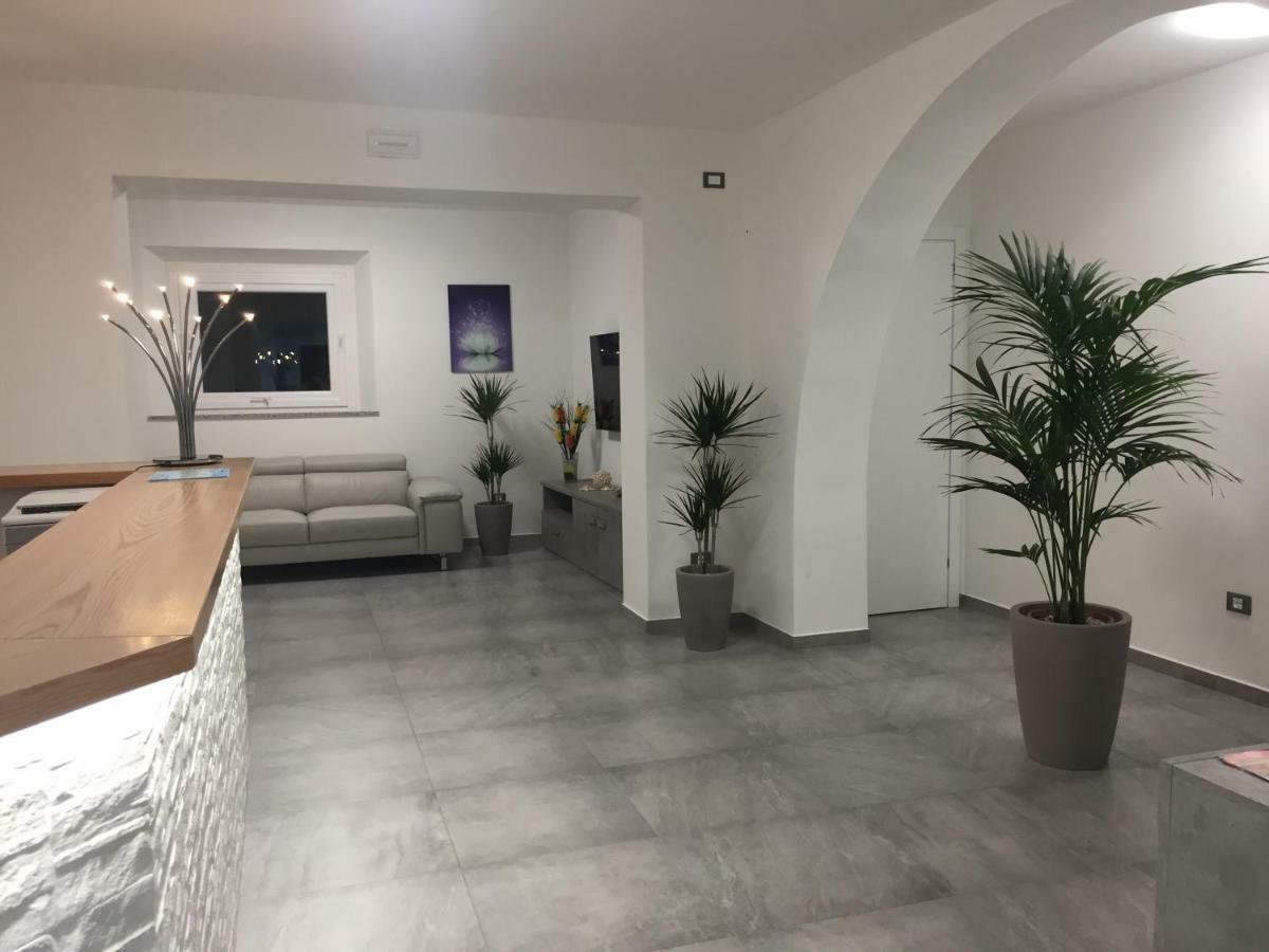 Hotel Barbarossa Porto Azzurro Eksteriør billede